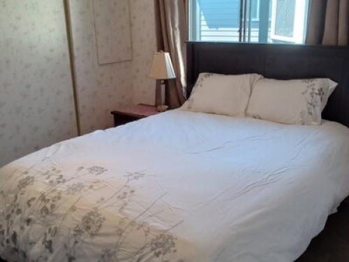 Furnished 1 bedroom 