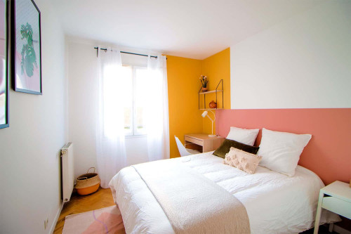Charming 10 m² bedroom for rent