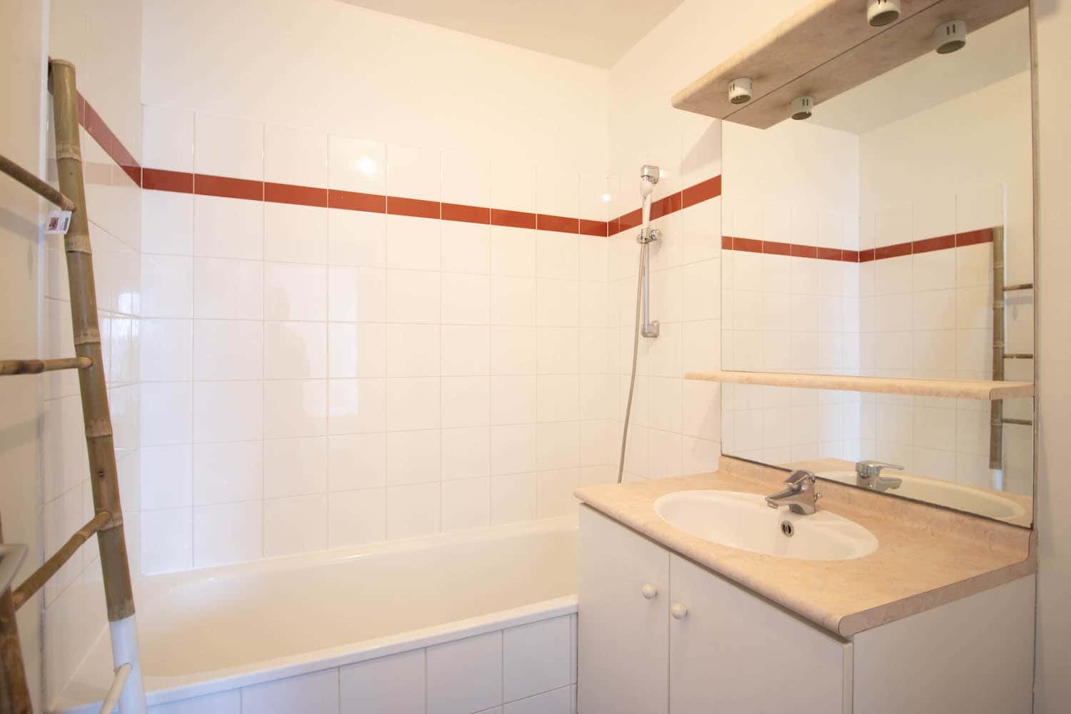  Room  -  Elegant 12 m² bedroom for rent in SaintDenis  - Gallery -  1