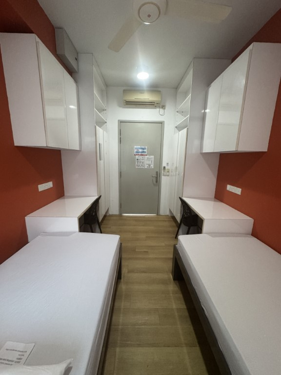 Double Rooms With Balcony - MDIS Residences@Stirling - Gallery - 3