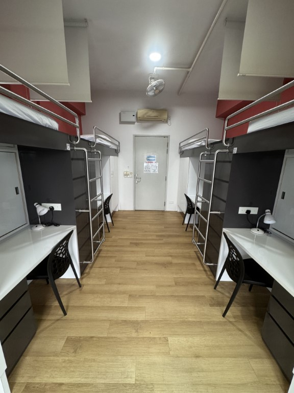 Quad Rooms With Balcony - MDIS Residences@Stirling - Gallery - 2