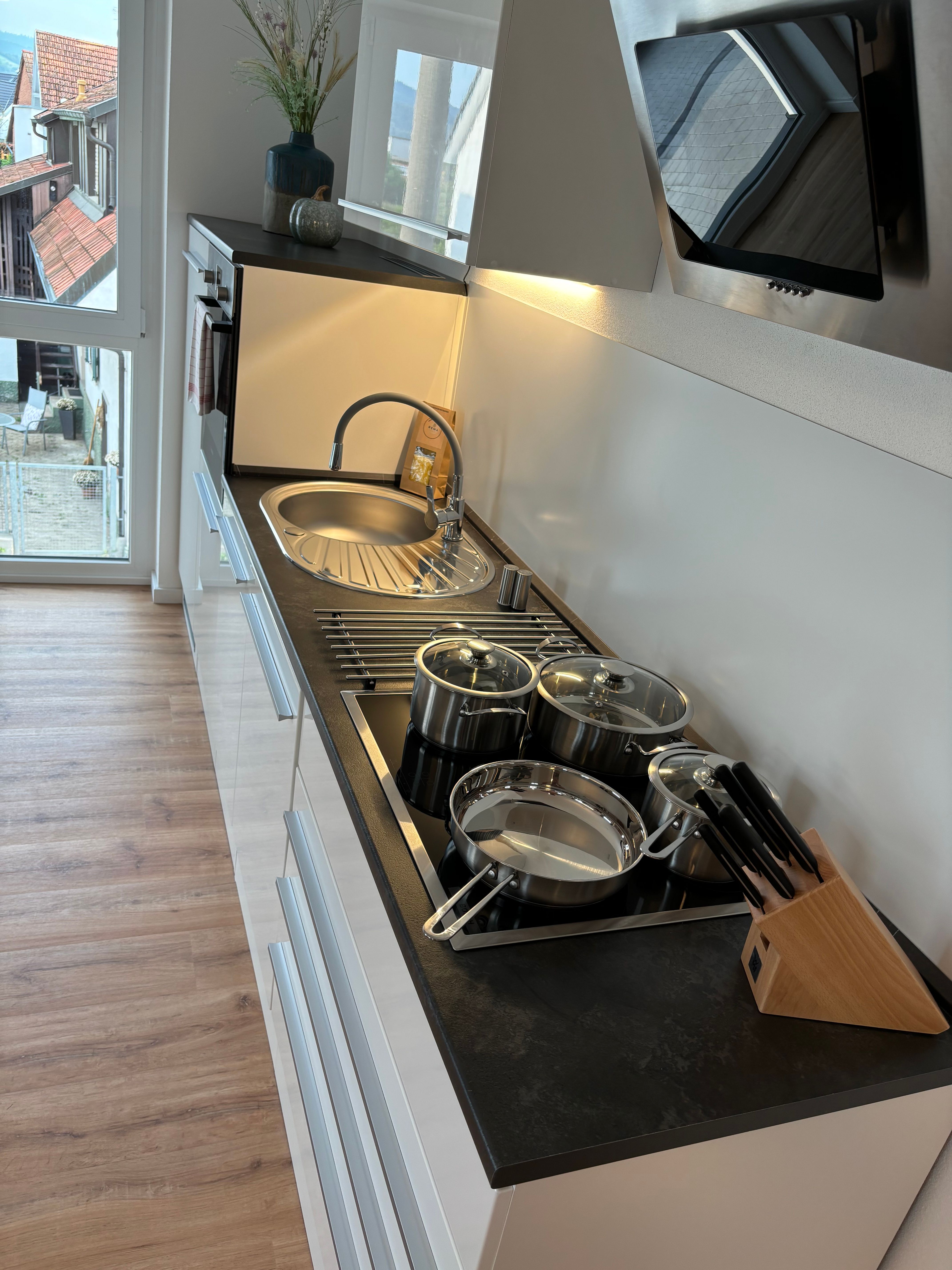  Entire Apartment, 90㎡, TV, Underground Parking, Kitchen, Bathroom, Balcony  -  Entire apartment, 90㎡, TV, underground parking, kitchen, bathroom, balcony  - Gallery -  21