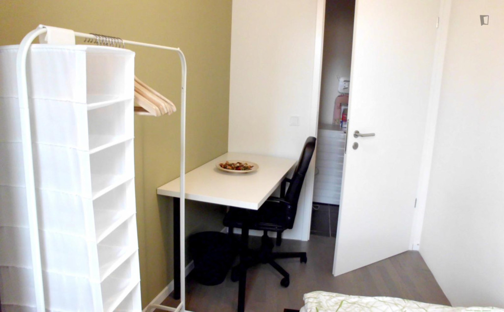 Cosy single bedroom in shared flat in Alexanderplatz