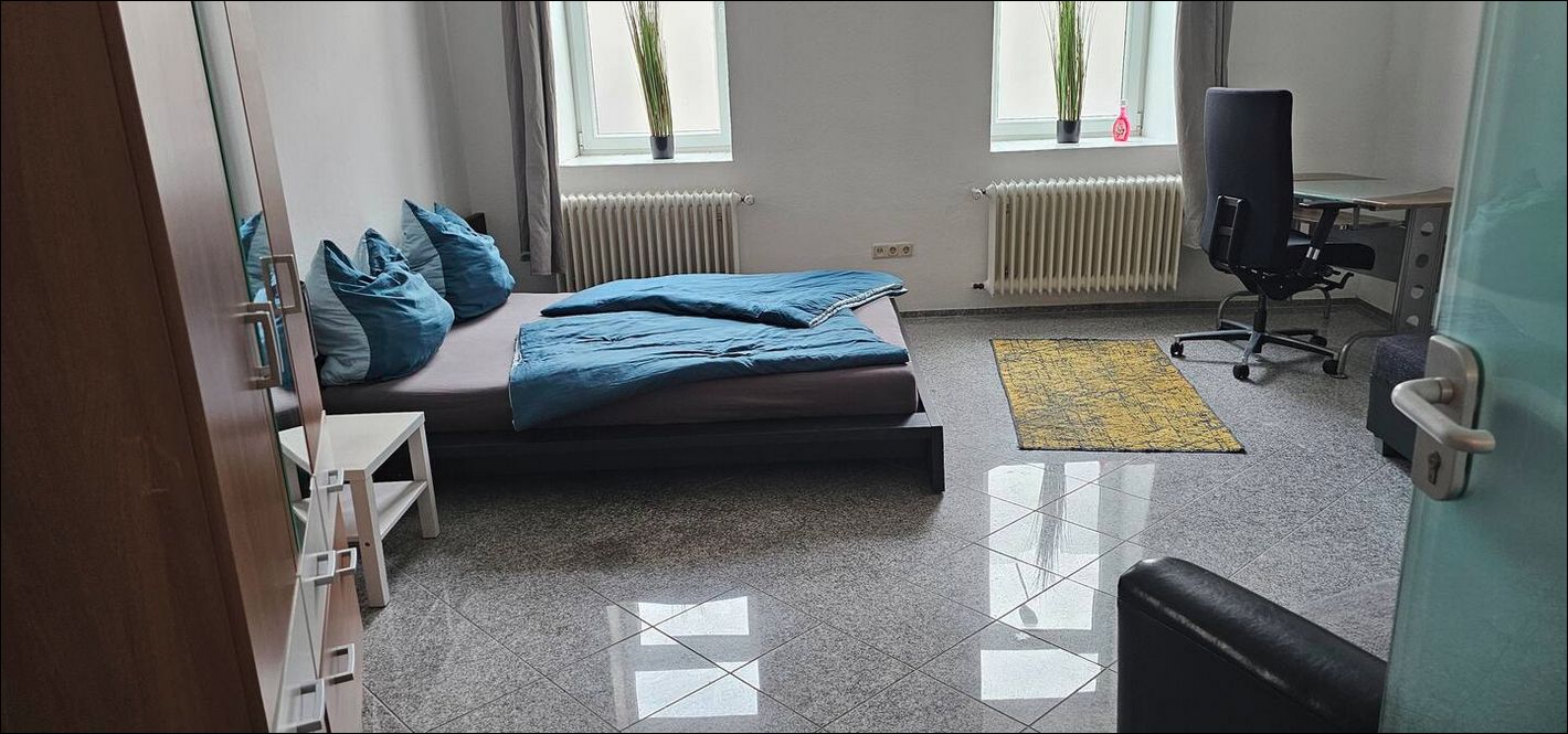  Base Floor Suite Next To Central Station  -  Base Floor Suite next to Central Station  - Gallery -  11