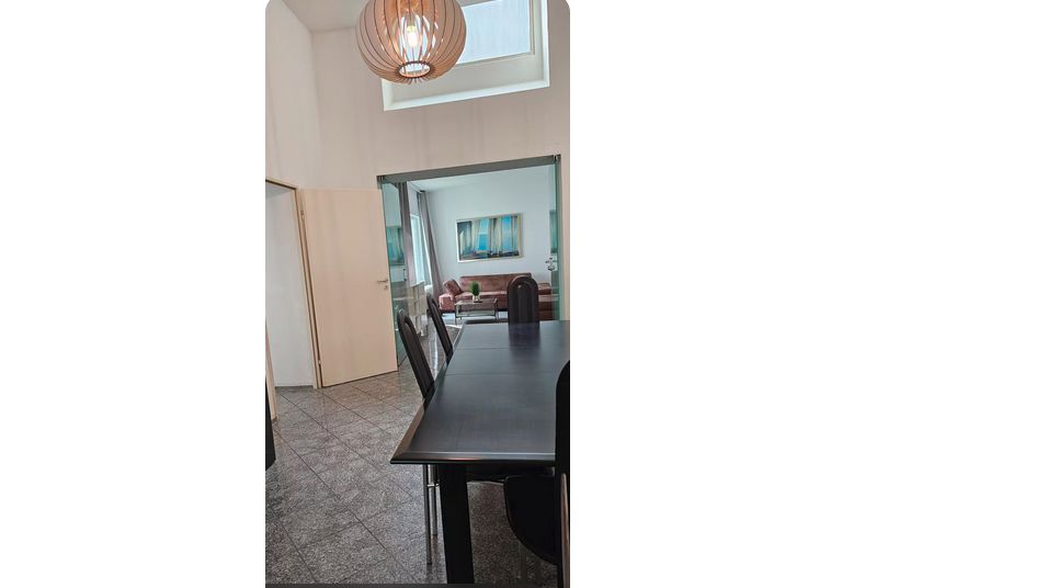  Base Floor Suite Next To Central Station  -  Base Floor Suite next to Central Station  - Gallery -  12