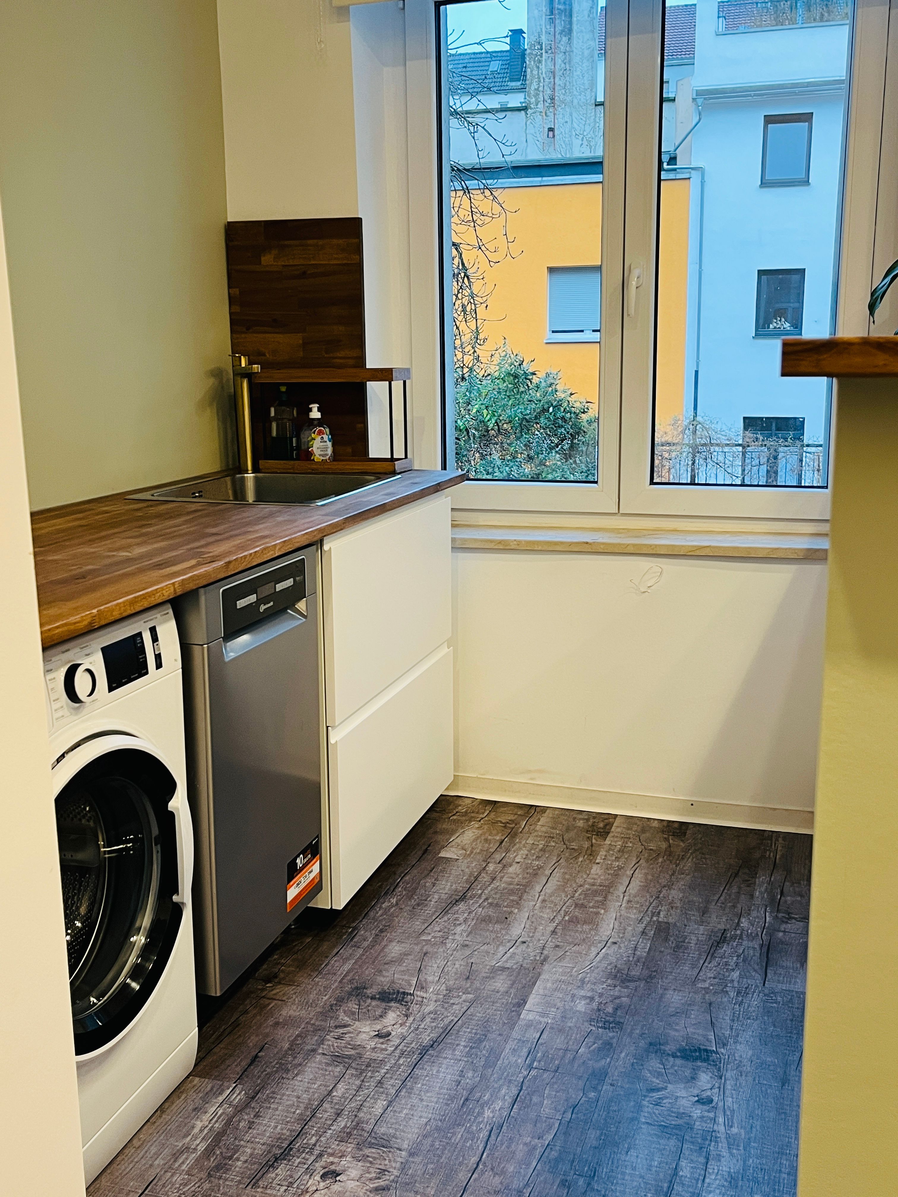 Modern Flat In Düsseldorf - 6