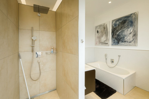 Penthouse Birds Nest: 130 sqm - BBQ - Roof terrace