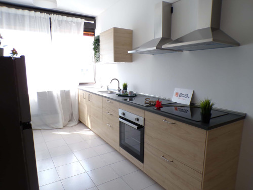 Via Zambra 11 - Stanza 52