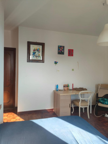 Double bedroom in 5-bedroom apartment