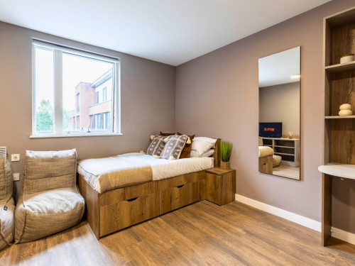 800 Bristol Road - Gallery - 9