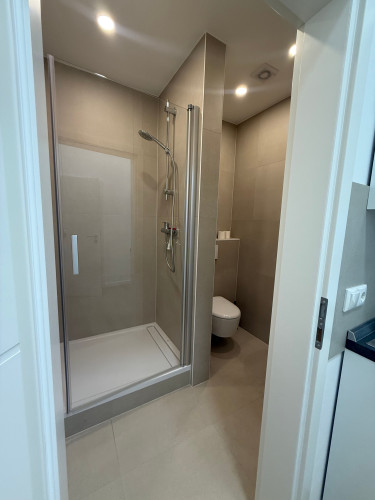 Bright & Quiet 2-Room Apartment in a Prime Location - Gallery - 13