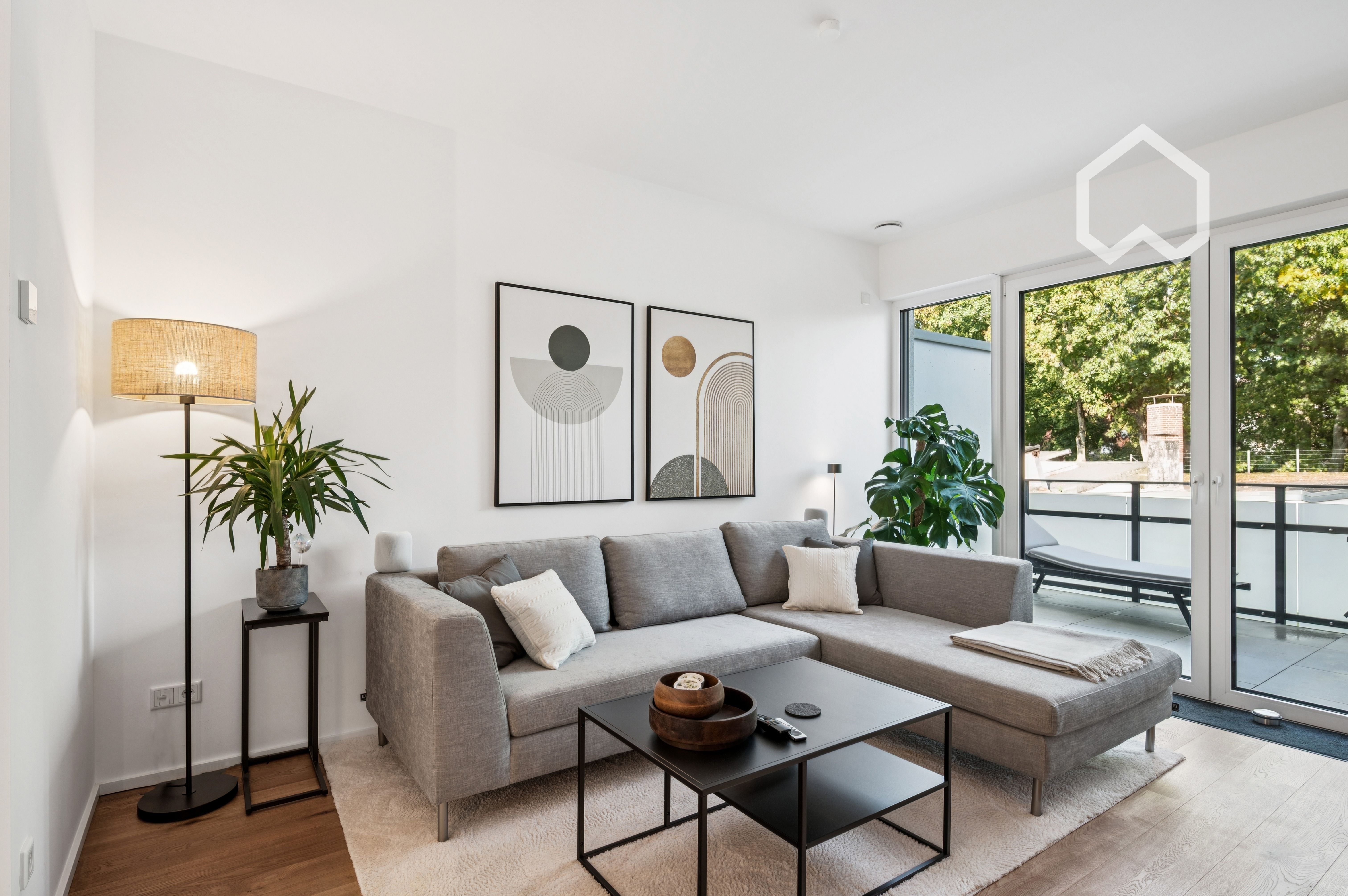  Furnished, Newly Built Apartment W. Heated Floors, Parking Garage And Modern Amenities  -  Furnished, newly built apartment w. heated floors, parking garage and modern amenities  - Gallery -  14