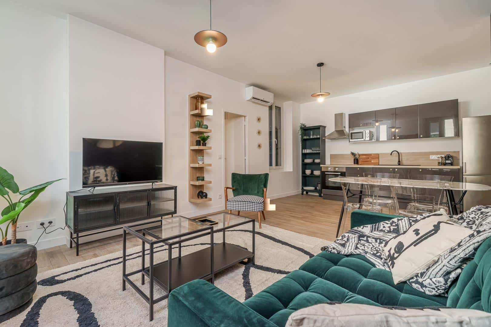  1 Bedroom  -  Chambre 3 - VINCENT LEBLANC H  - Gallery -  3