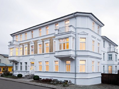 Deluxe studio with balcony and sea view