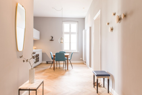 Spacious 2-room apartment near the beach