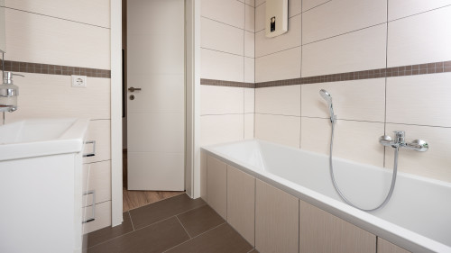 Your own little world to unwind and feel at ease.m in Residential House - Kirn