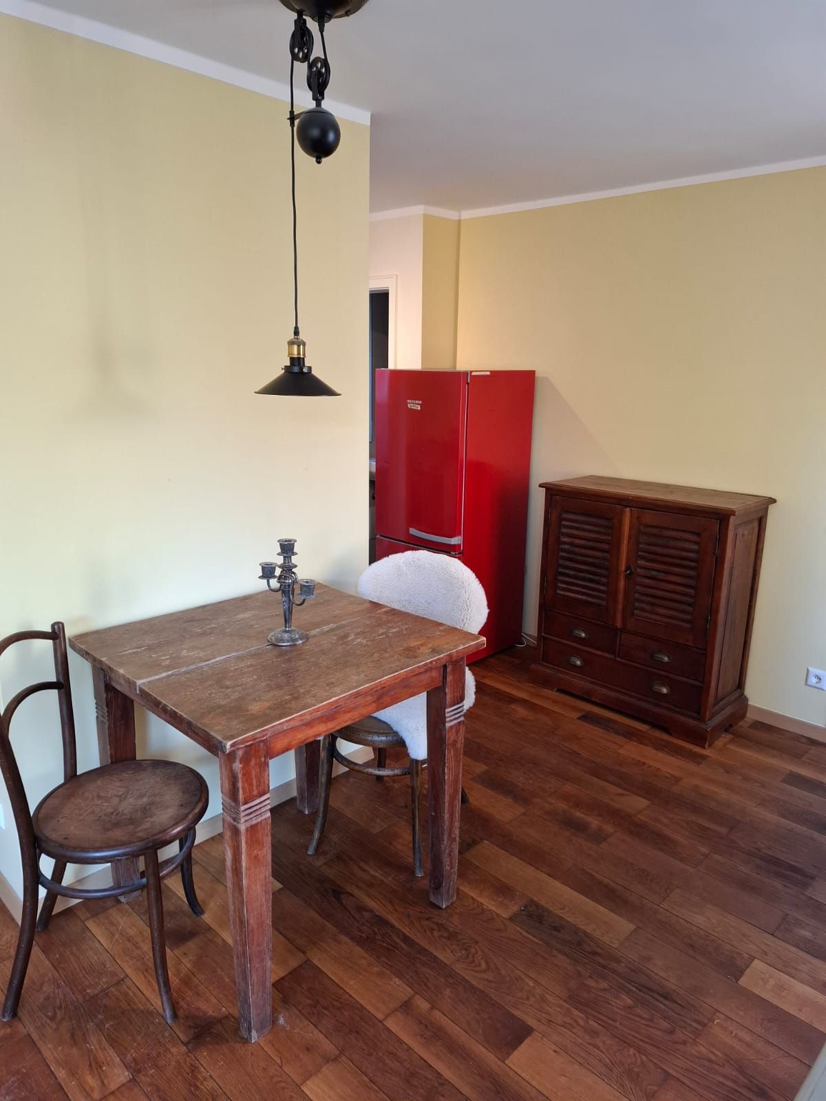 Idyllically Located And Furnished Apartment In The Island House - 1