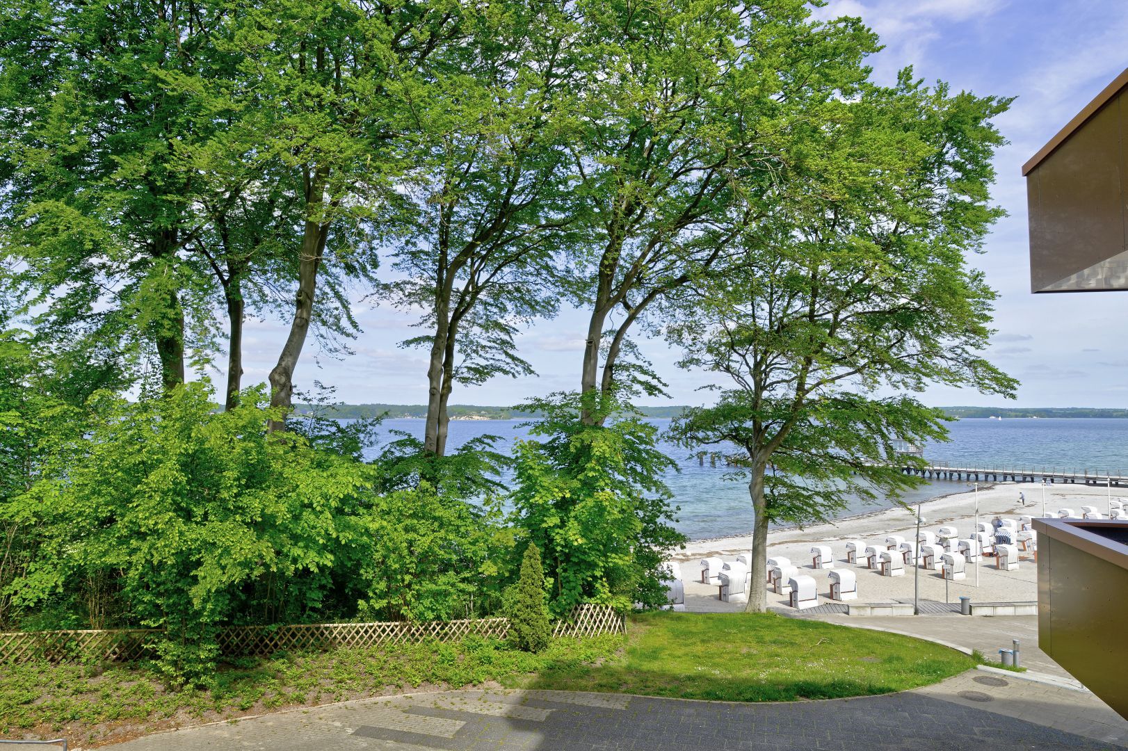 The Wonderful Panoramic View Of The Flensburg Fjord From The Studio Apartment Alone Is Pure Relaxati - 1