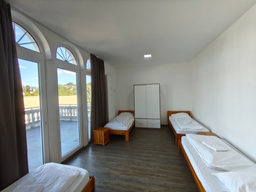 Spacious worker apartments with roof terrace - Gallery - 22
