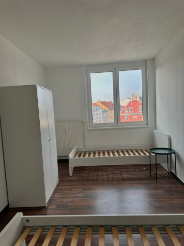 Moderne Wohnungen am Dresdner Platz – Perfekt für Gruppen bis