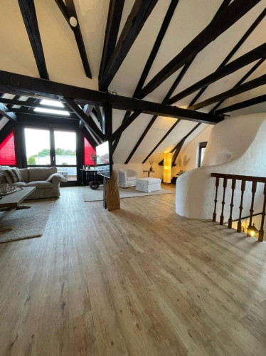 Fashionable, huge suite in Hameln