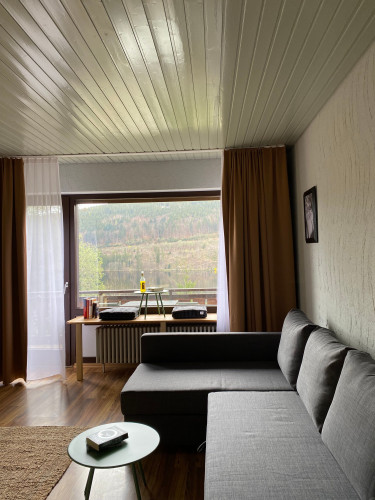 Cozy apartment in quiet street with private beach