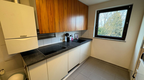 Cozy worker apartment with balcony – 2 rooms, 4 beds, kitchen & Wi-Fi