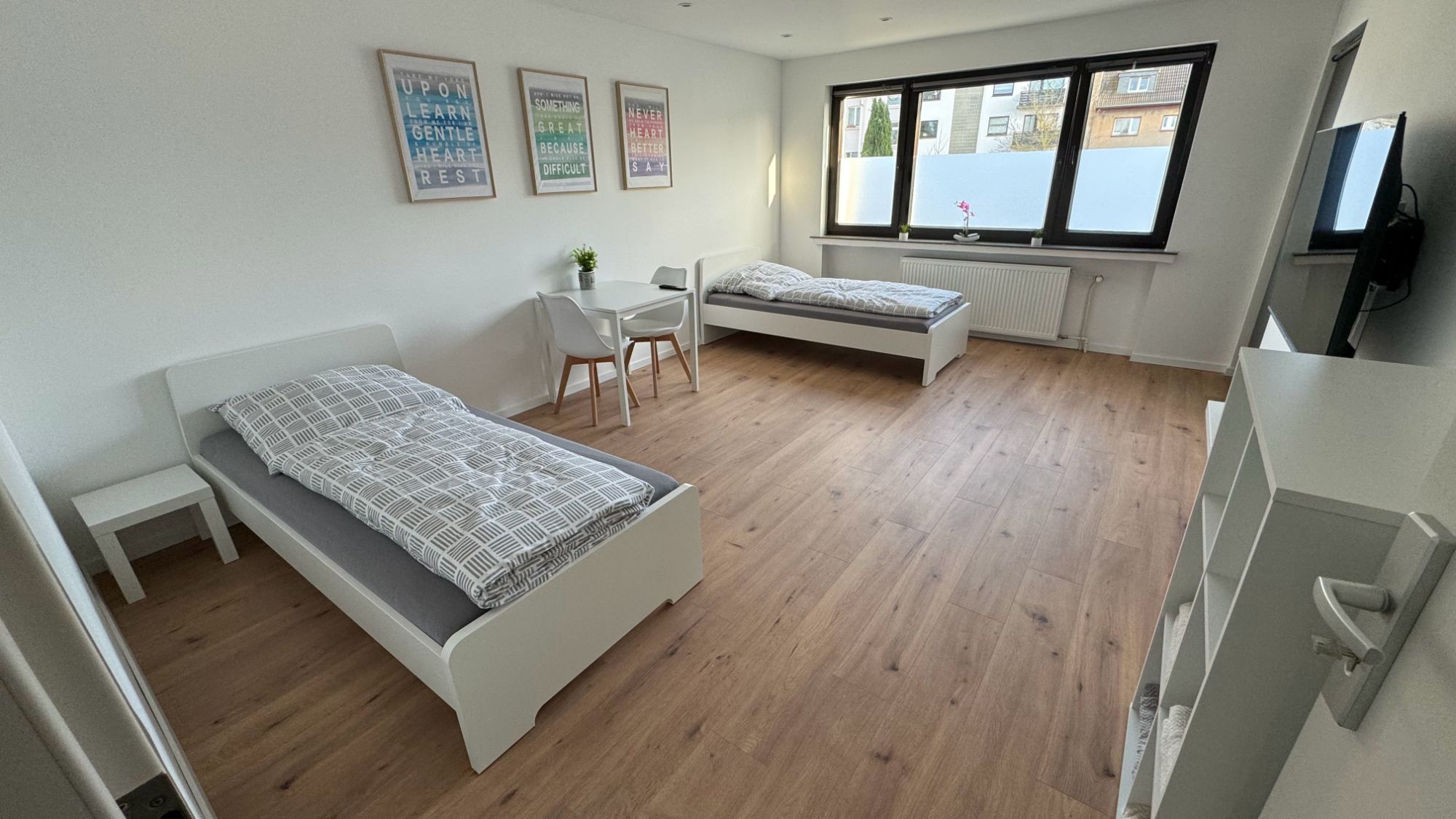 Cozy Worker Apartment With Balcony – 2 Rooms, 4 Beds, Kitchen & Wi-Fi - 5