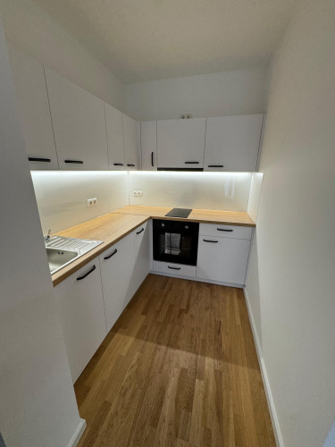 2 rooms, fully mobilized, maximum comfort, all extras, internet, washing machine, car parking space, full equipment - Gallery - 9