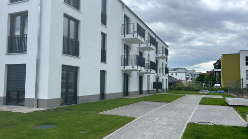 2 rooms, fully mobilized, maximum comfort, all extras, internet, washing machine, car parking space, full equipment - Gallery - 10
