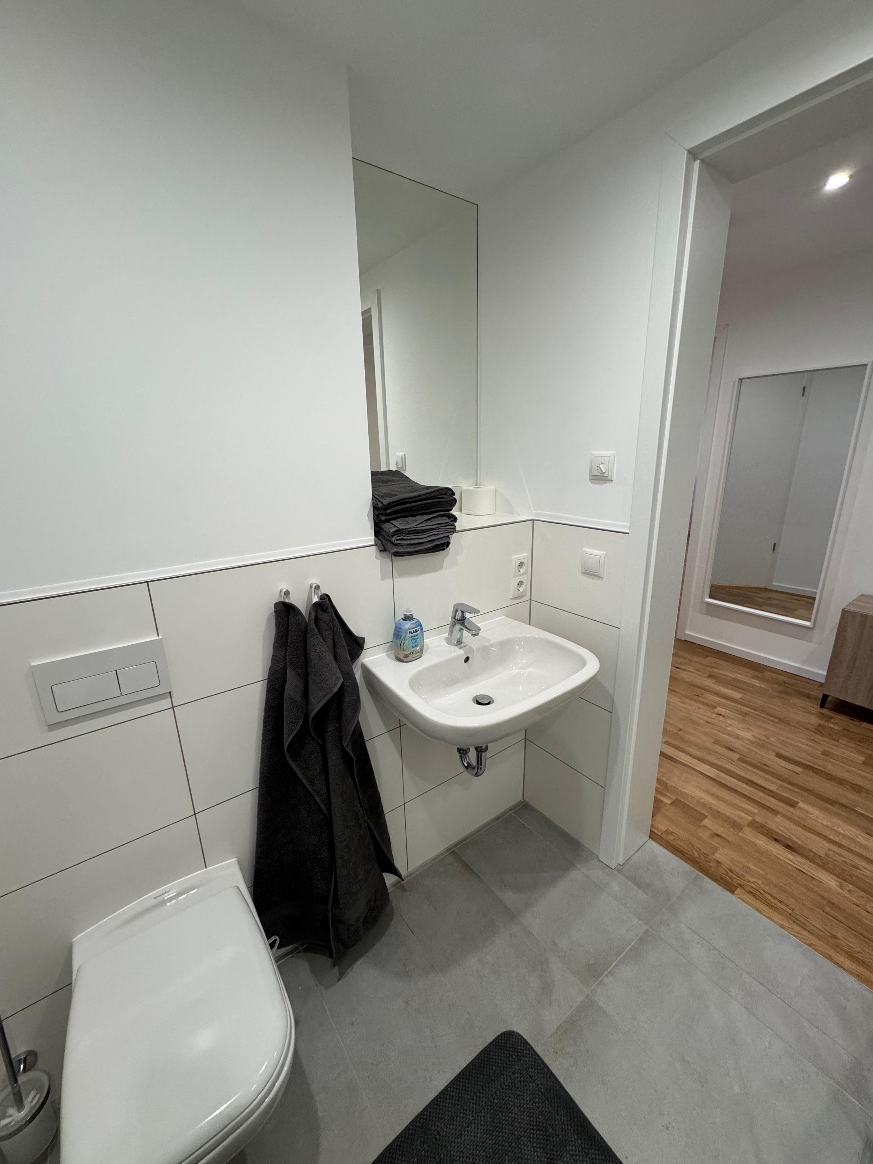 2 Rooms, Fully Mobilized, Maximum Comfort, All Extras, Internet, Washing Machine, Car Parking Space, - 9