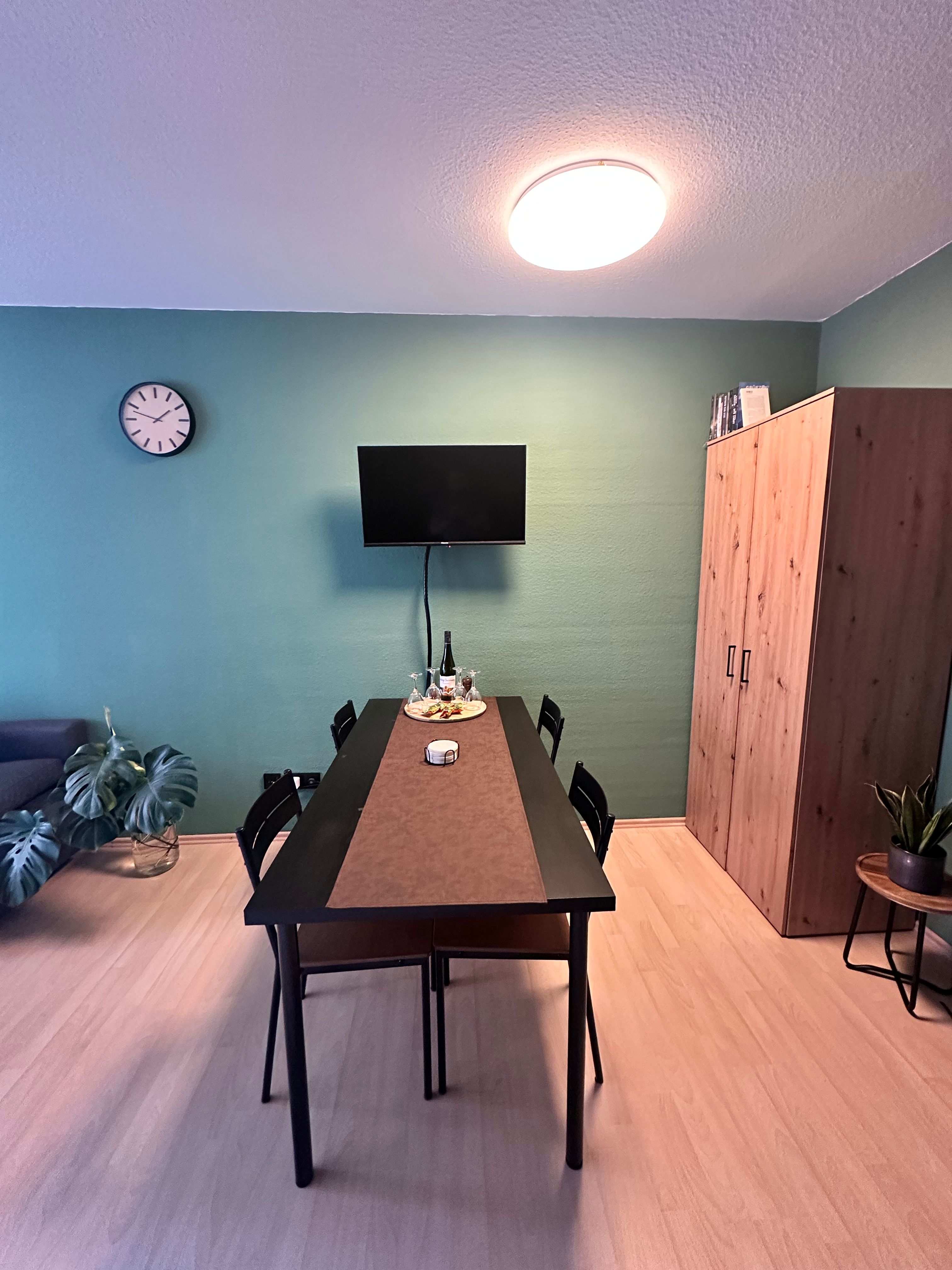 Beautiful, Quiet Temporary Apartment. Live Where Others Go On Vacation. - Beautiful, quiet temporary apartment. Live where others go on vacation. - Gallery - 26