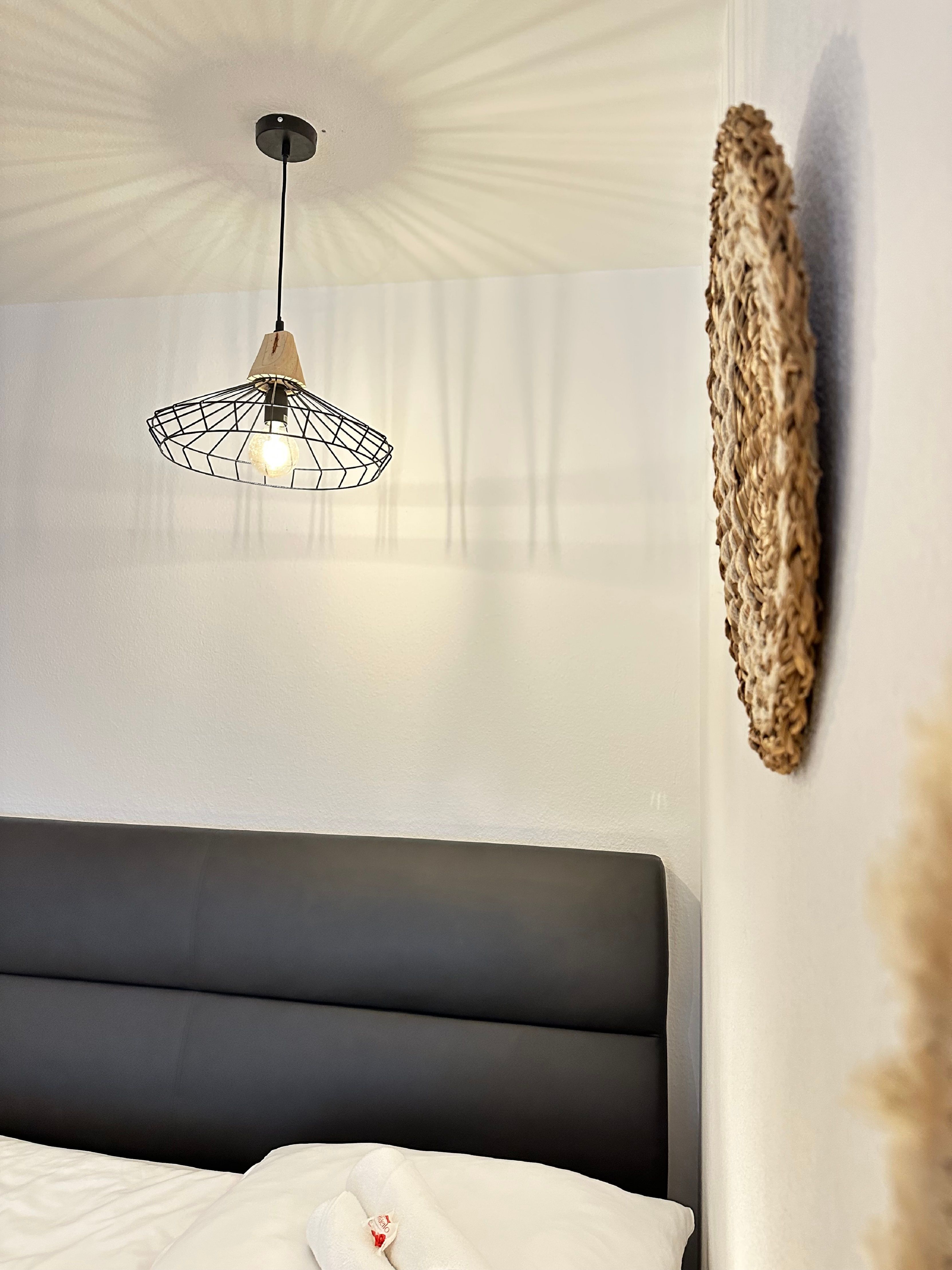  Business-Apartment AMAO-Stays I 100sqm I Center I 3 Floors I King-Size Beds I Netflix  -  Business-Apartment AMAO-Stays I 100sqm I center I 3 floors I king-size beds I Netflix  - Gallery -  1