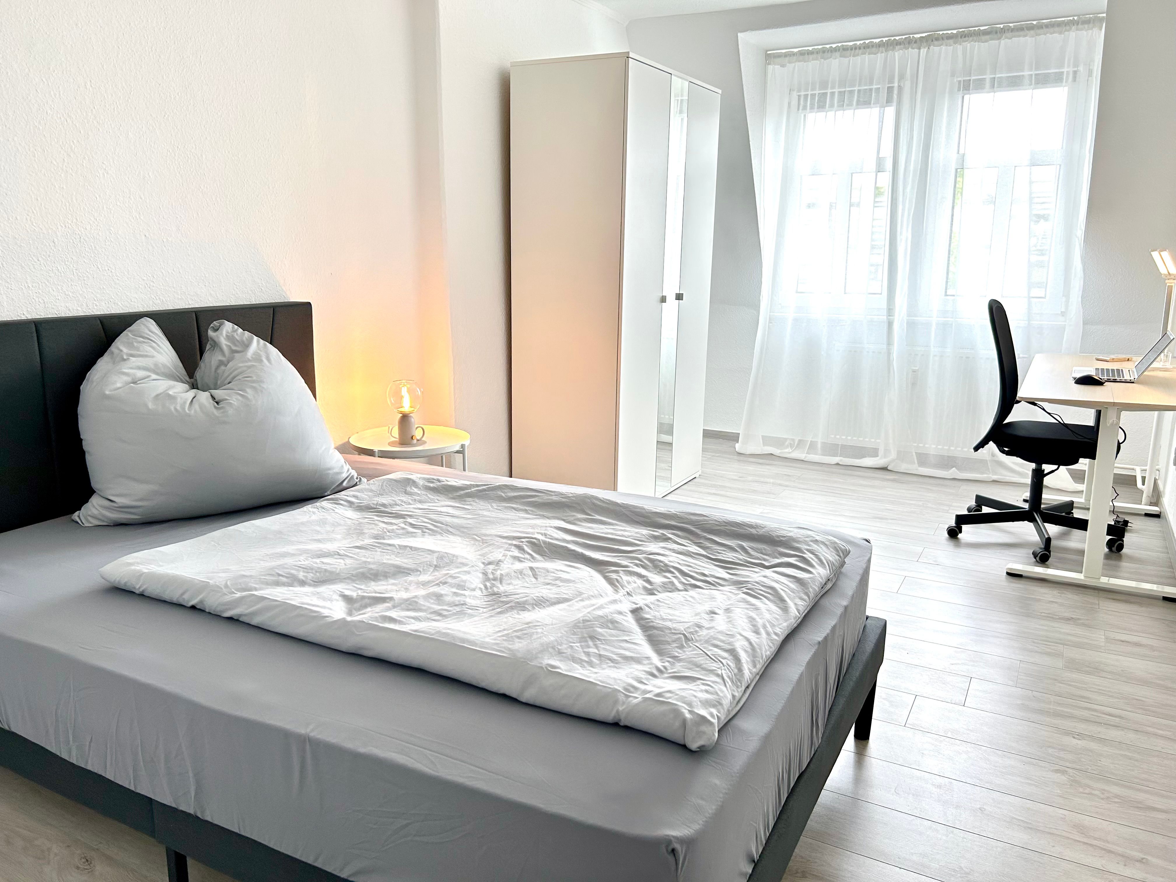  Modern 3-Bedroom Apartment – Fully Furnished, Central Bautzen  -  Modern 3-Bedroom Apartment – Fully Furnished, Central Bautzen  - Gallery -  4