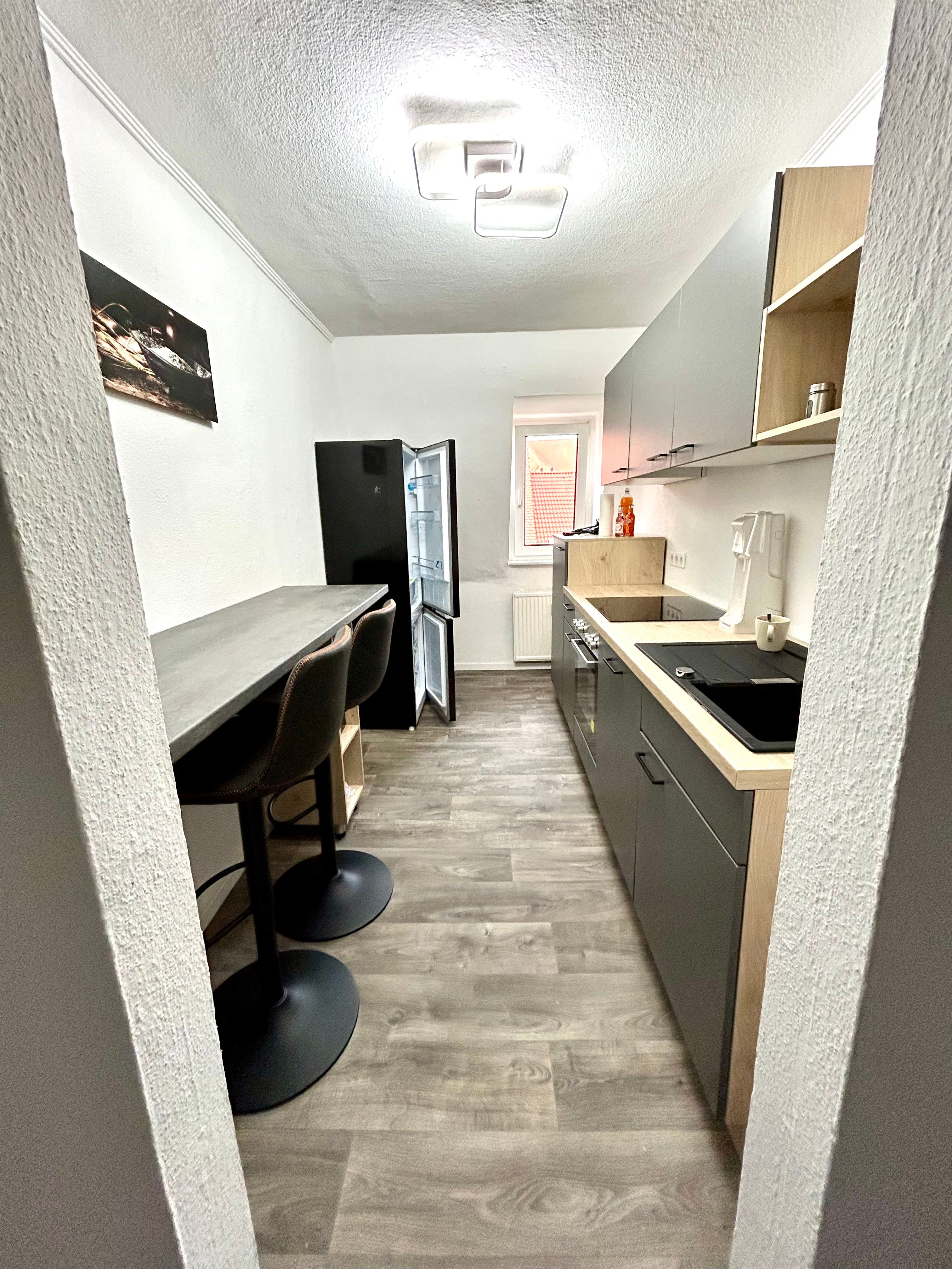  Modern 3-Bedroom Apartment – Fully Furnished, Central Bautzen  -  Modern 3-Bedroom Apartment – Fully Furnished, Central Bautzen  - Gallery -  1