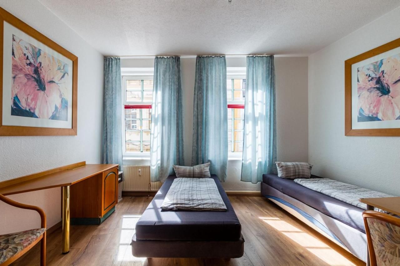 Neat And Great Studio In Merseburg - 9