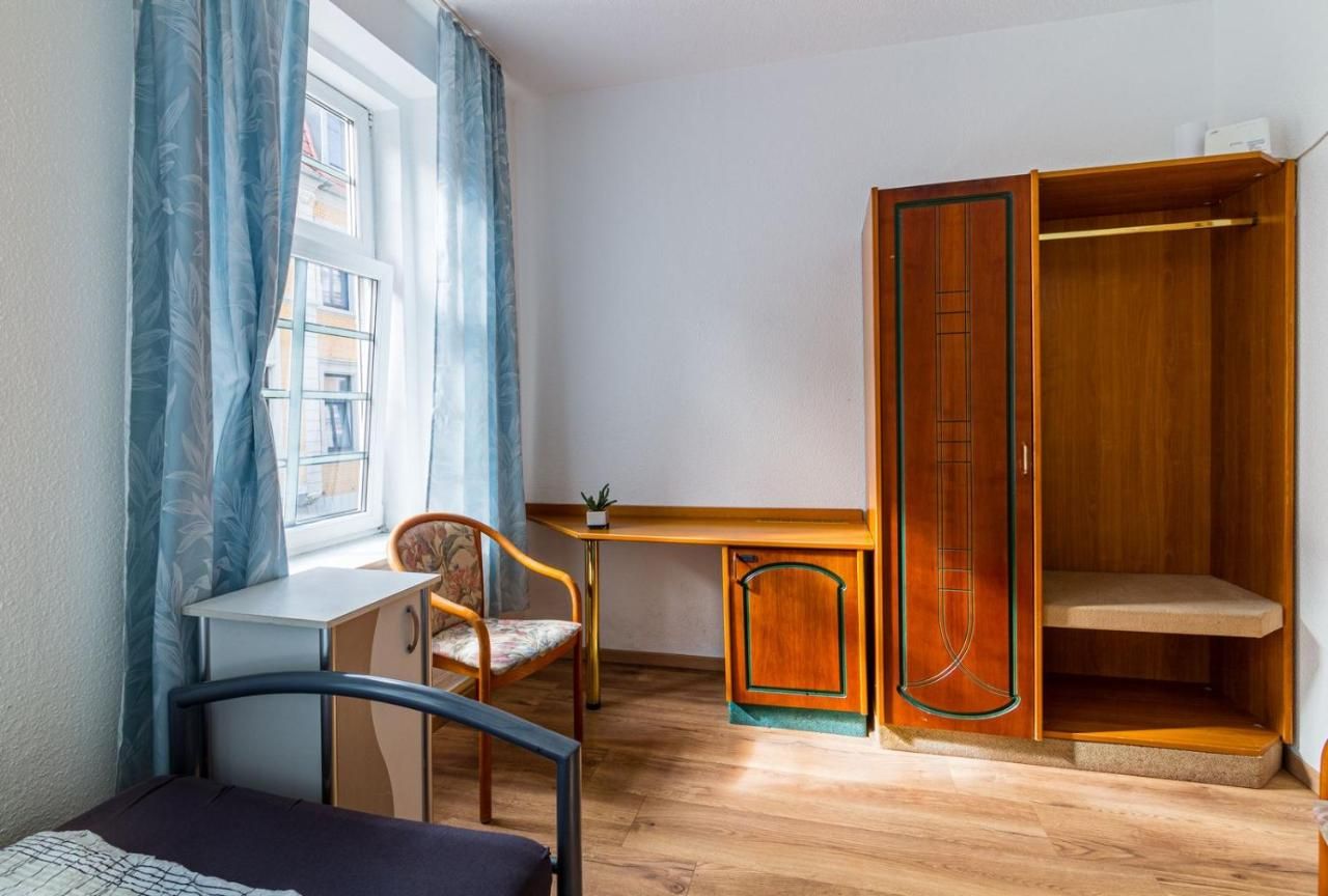 Neat And Great Studio In Merseburg - 7