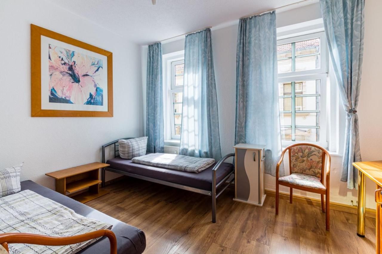 Neat And Great Studio In Merseburg - 10