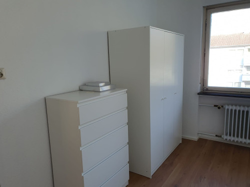4-Zimmer-Wohnung - Balkon - ideale Lage - Bahnhofsnähe