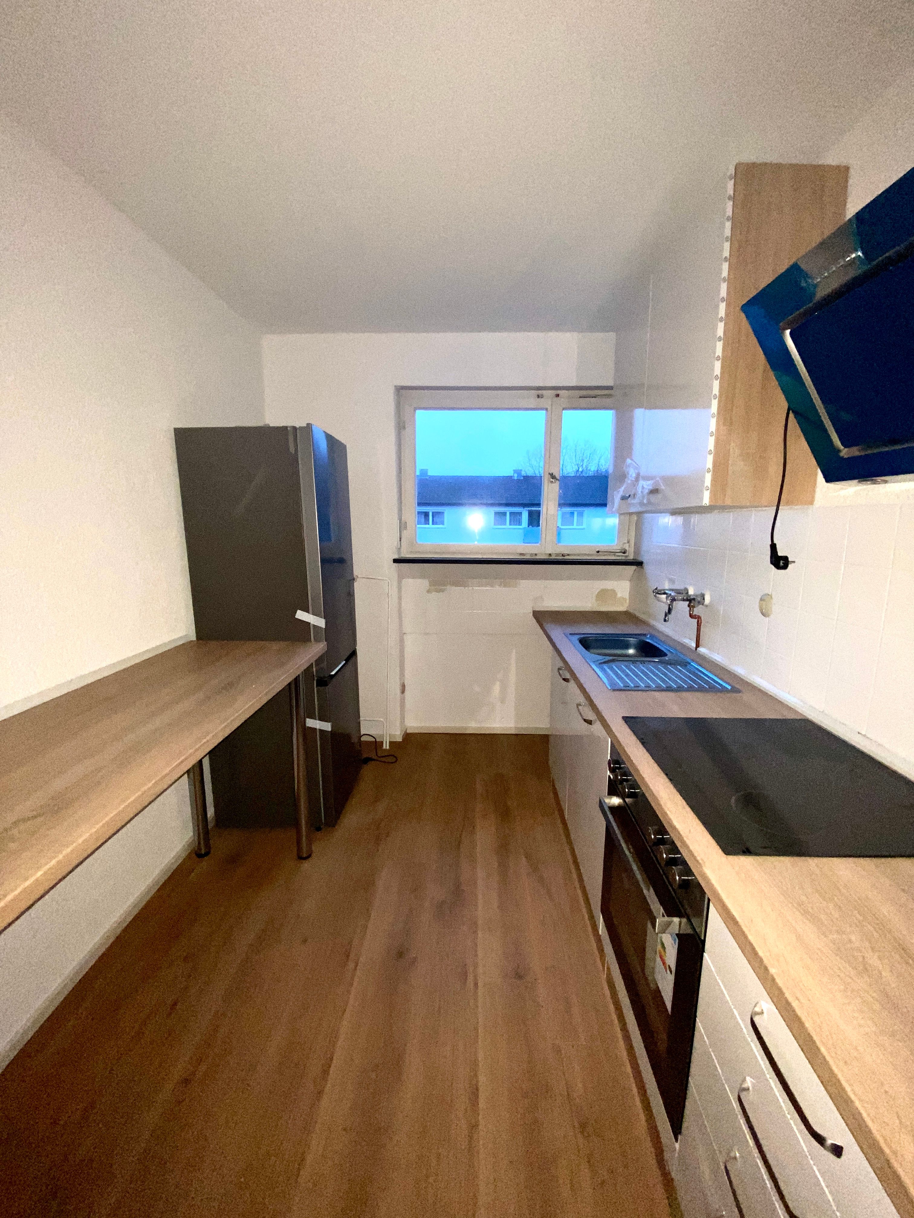  4-Zimmer-Wohnung - Balkon - Ideale Lage - Bahnhofsnähe  -  4-Zimmer-Wohnung - Balkon - ideale Lage - Bahnhofsnähe  - Gallery -  6