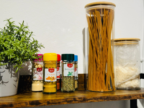 Exklusive Design Studio | 11. Floor | Pool & Sauna