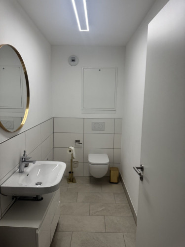 Moderne Wohnung in zentraler Lage – Ideal für Messebesucher / Modern Apartment in a Prime Location – Perfect for Trade Fair Visitors!