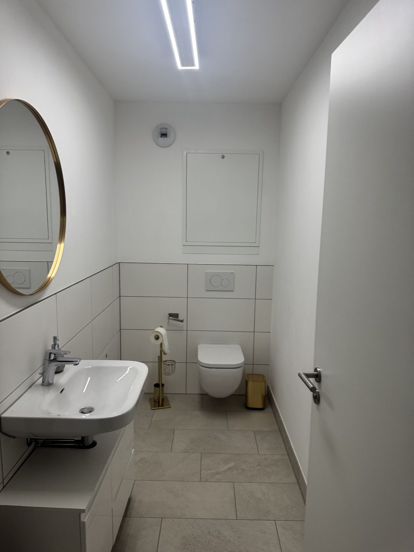  Moderne Wohnung In Zentraler Lage – Ideal Für Messebesucher / Modern Apartment In A Prime Location –  -  Moderne Wohnung in zentraler Lage – Ideal für Messebesucher / Modern Apartment in a Prime Location – Perfect for Trade Fair Visitors!  - Gallery -  5