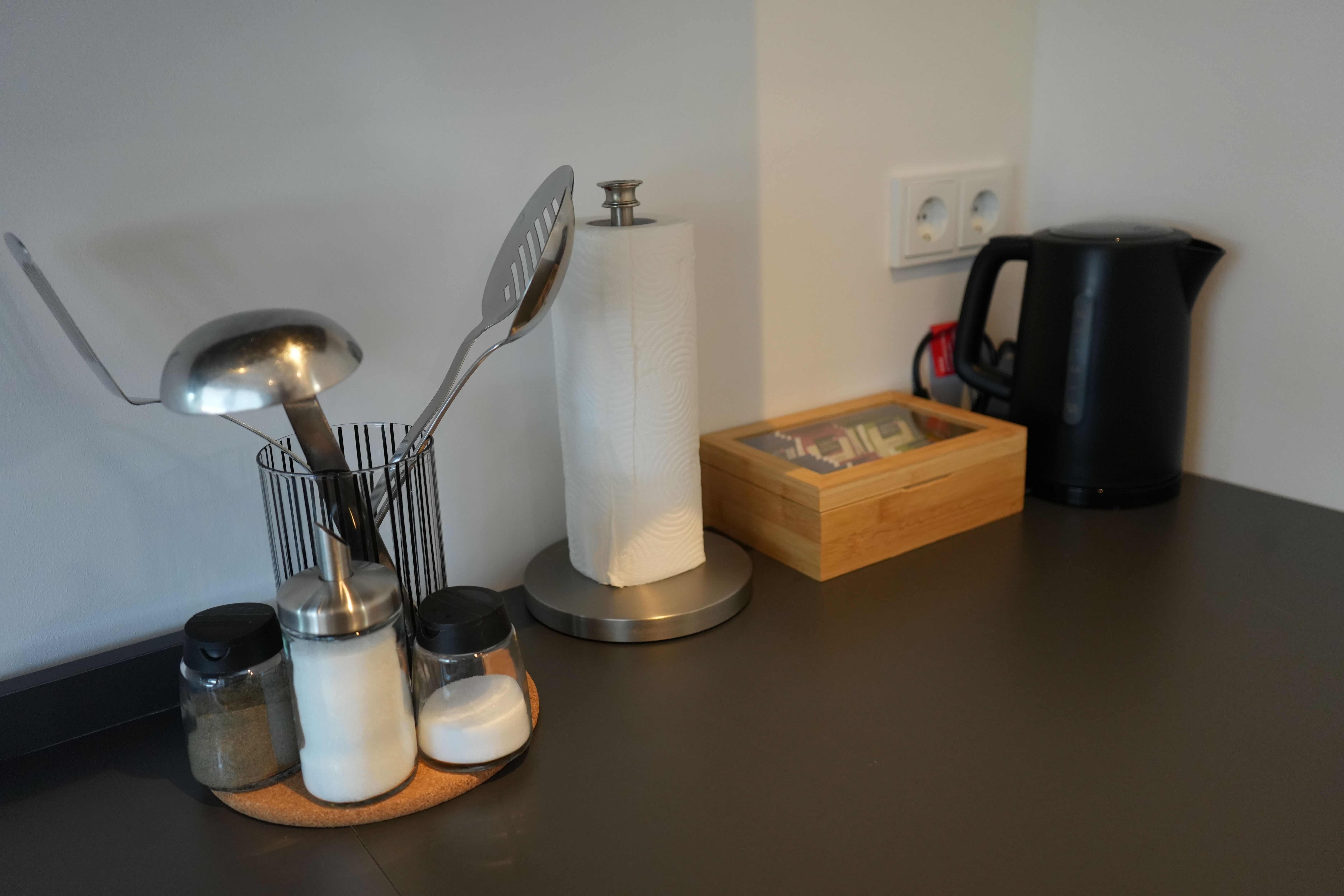  All-Inclusive – 2-Room Apartment, Garbsen, 4 People, Kitchen & Bath, Balcony  -  All-Inclusive – 2-Room Apartment, Garbsen, 4 People, Kitchen & Bath, Balcony  - Gallery -  10