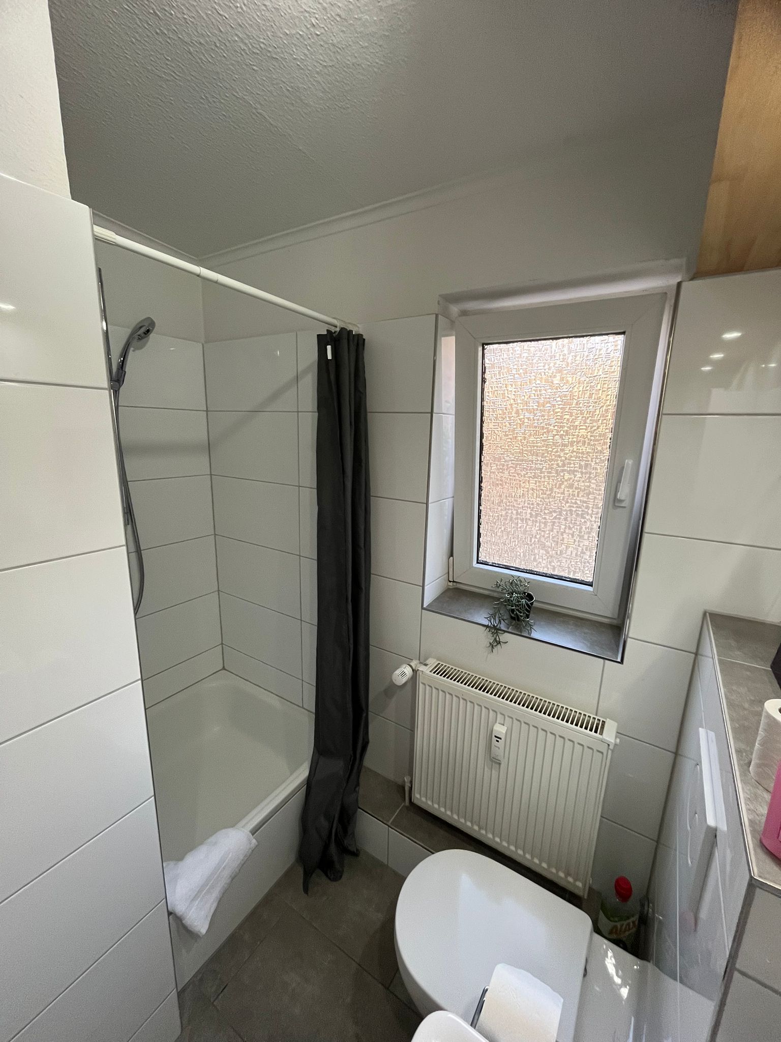2 Room Apartment In Neumünster - 10