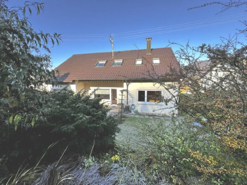 Pretty & spacious flat in Dettingen an der Erms