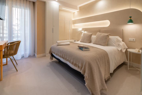 Stylish 2-Room Apartment – All-Inclusive & Ready to Move In! - Gallery - 14