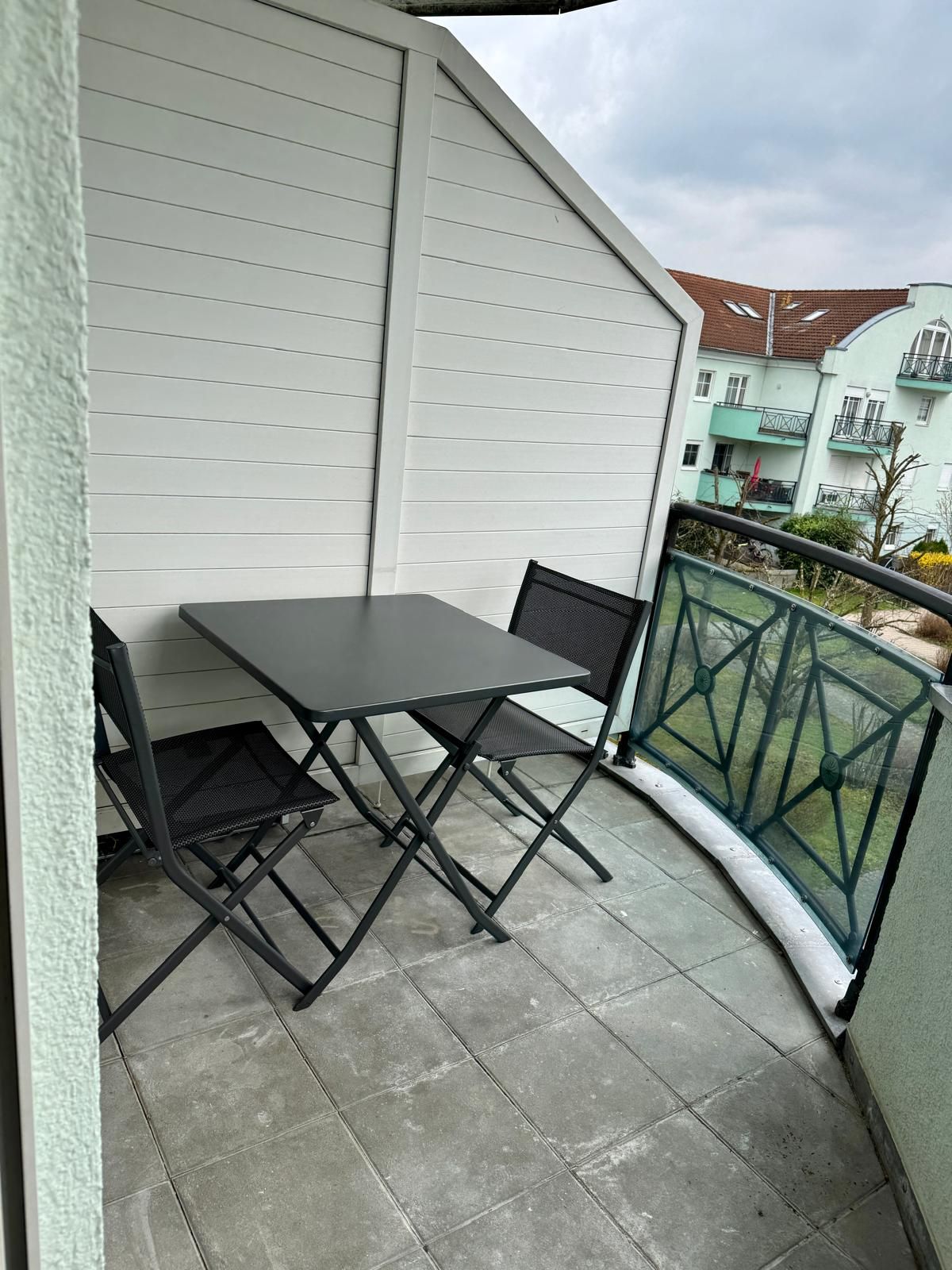Stylish 2-Room Apartment – All-Inclusive & Ready To Move In! - 8