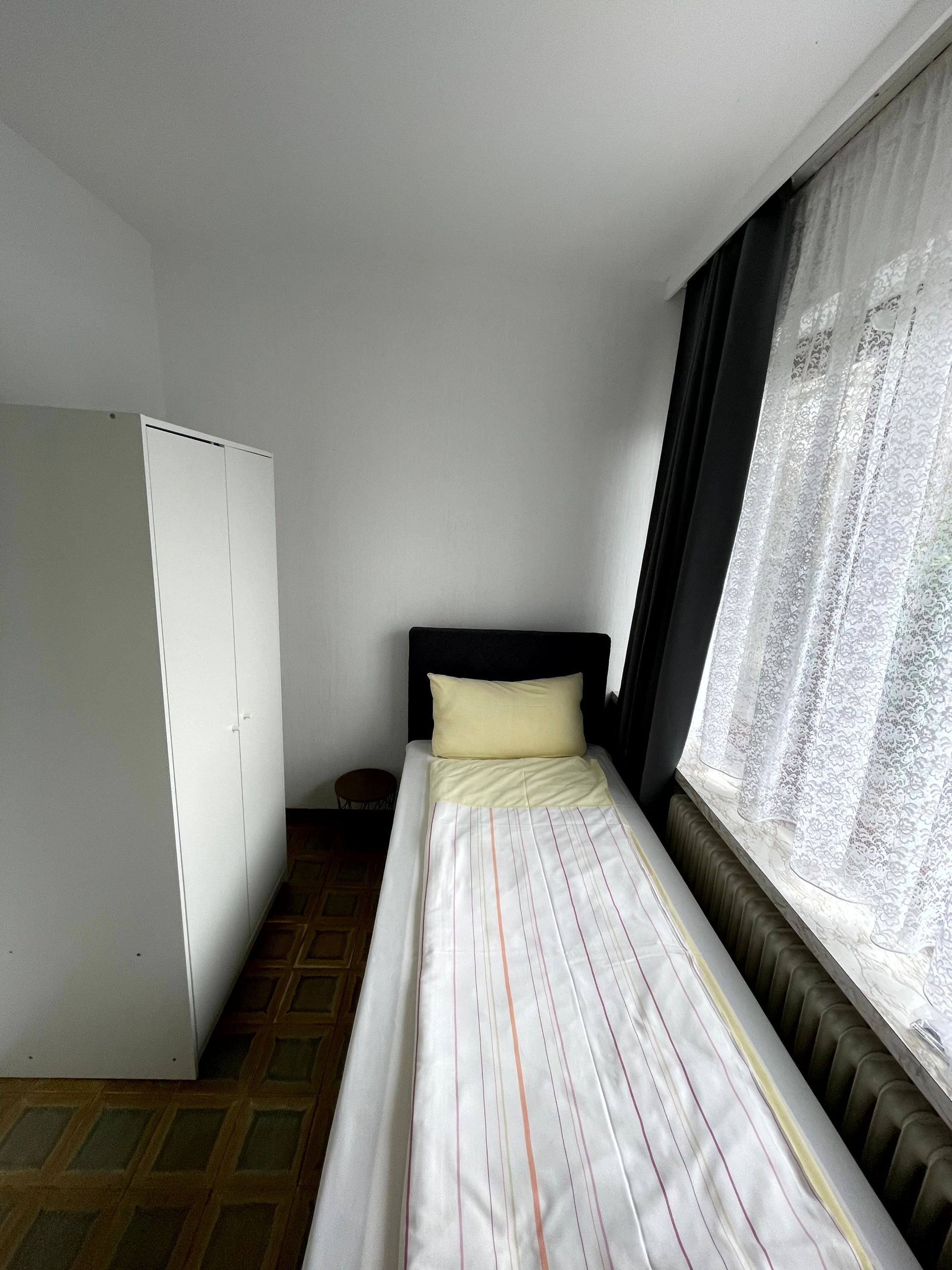 Charming Apartment In A Quiet Location With Ideal Connections - Charming apartment in a quiet location with ideal connections - Gallery - 7
