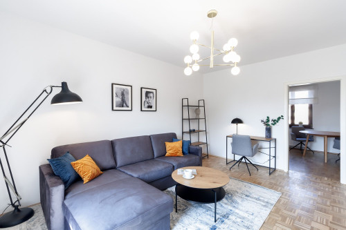 Flat with balcony near the city - Gallery - 17